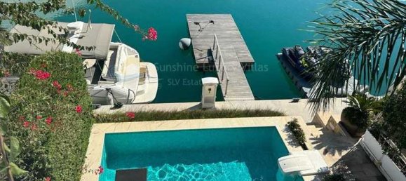 3 bedrooms Villa in Limassol, Cyprus No. 16215 14