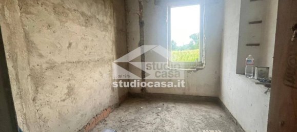 3 bedrooms House in Caravaggio, Italy No. 266866 10