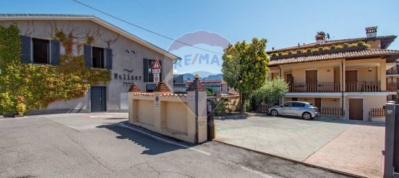 Квартира с 2 комнатами в Изео, Италия № 271903 19