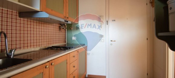 Квартира с 2 комнатами в Изео, Италия № 271903 5