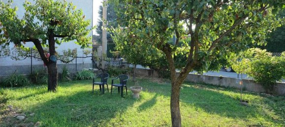 Casa de 8 divisões em Pogliano Milanese, Italy N.º 338172 5