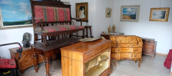 Casa de 8 divisões em Pogliano Milanese, Italy N.º 338172 9