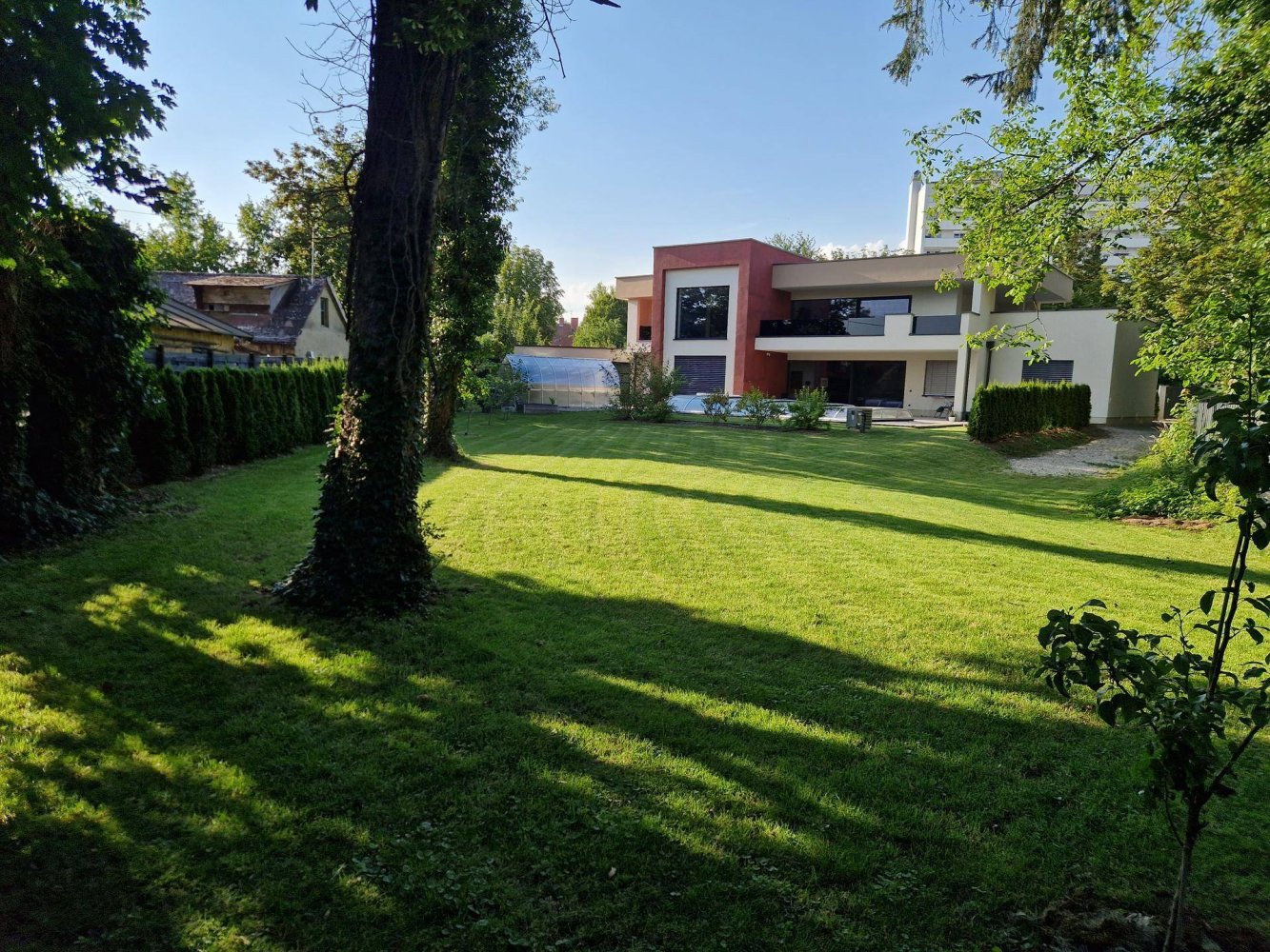 7 rooms Villa in Braunau am Inn, Austria No. 200790