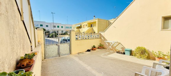 4 rooms Apartment in Otranto, Italy No. 266976 3