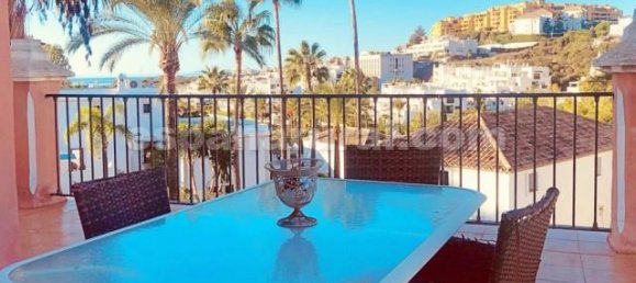 4 bedrooms Villa in Estepona, Spain No. 10683 8