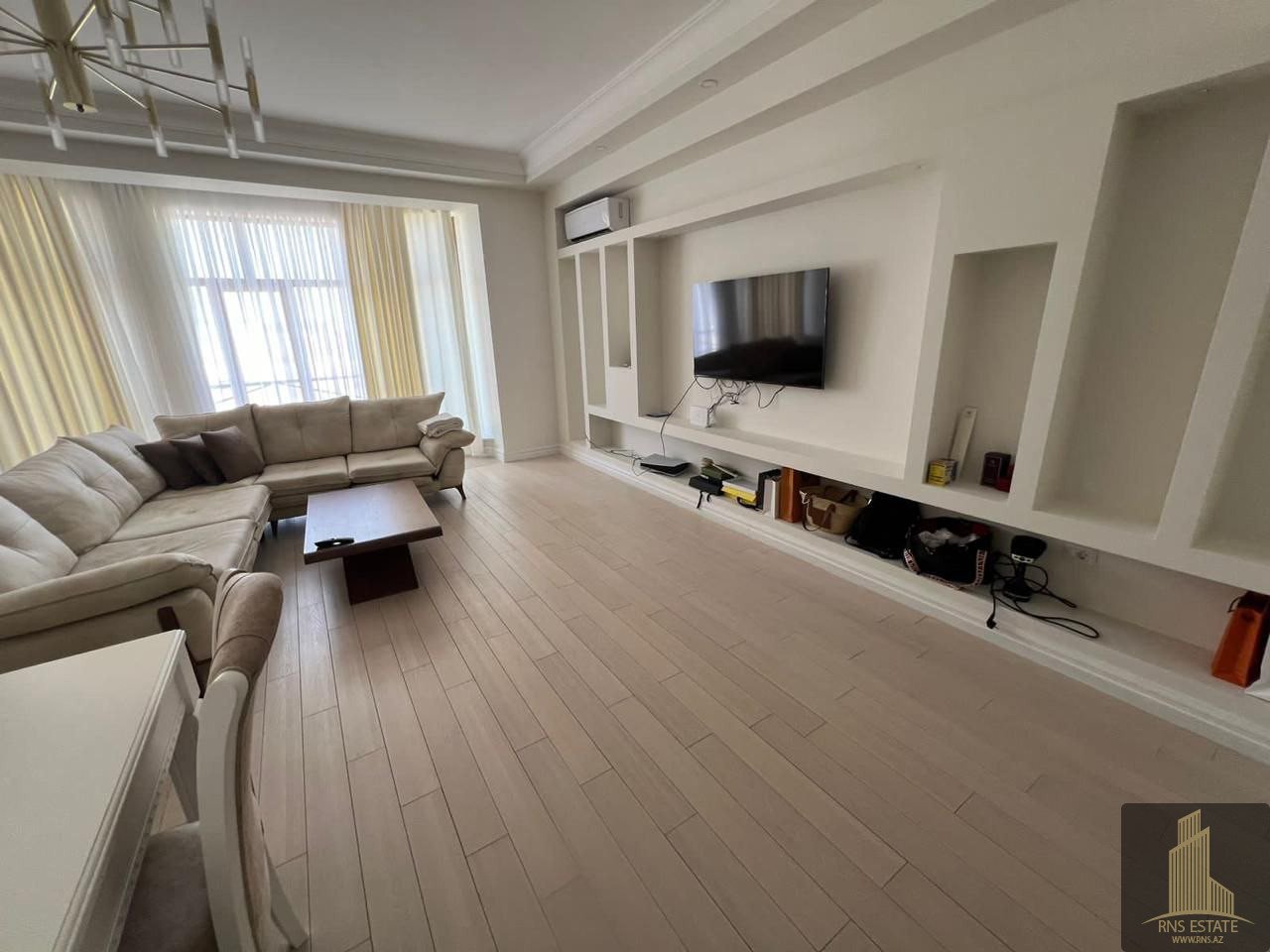 4 غرف نوم شقة في Khatay, Azerbaijan رقم 1563