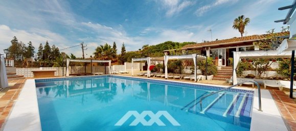 20 bedrooms House in Arenas, Spain No. 47348 28