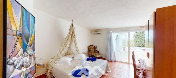 20 bedrooms House in Arenas, Spain No. 47348 37