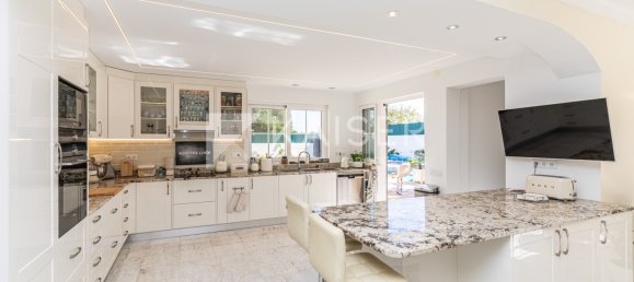 8 bedrooms Villa in Albufeira, Portugal No. 101985 5