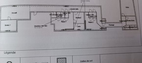  Garage in Pithiviers, France No. 80772 4