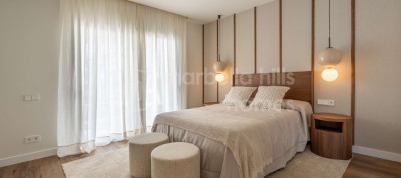 5 bedrooms Villa in Marbella, Spain No. 101369 28