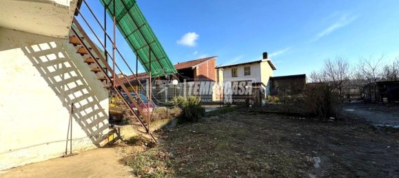 4-salle Maison à Romano Canavese, Italy No. 127555 3