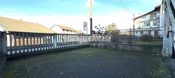 4-salle Maison à Romano Canavese, Italy No. 127555 7