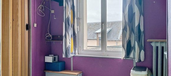 257m² Commercial property in Fismes, France No. 300540 15