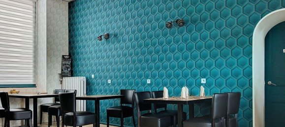 257m² Commercial property in Fismes, France No. 300540 4