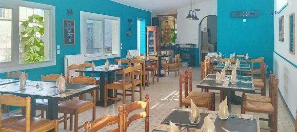 257m² Commercial property in Fismes, France No. 300540 2