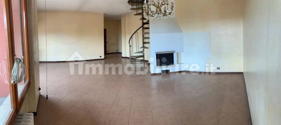 4 Schlafzimmer Wohnung in Castellanza, Italy, Nr. 340526 7