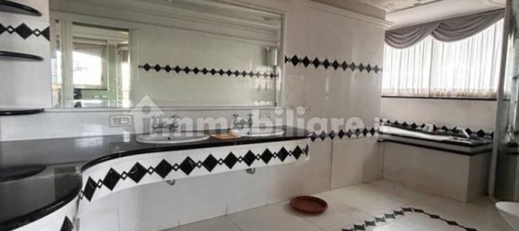 3 bedrooms Penthouse in Rome, Italy No. 128730 14