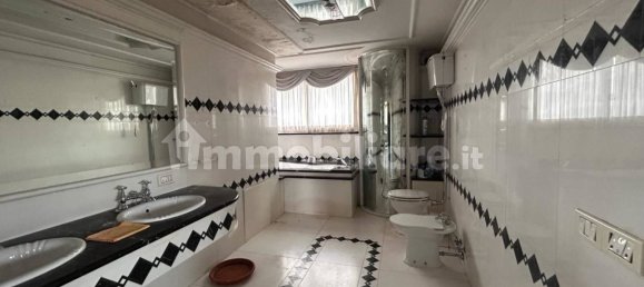 3 bedrooms Penthouse in Rome, Italy No. 128730 15