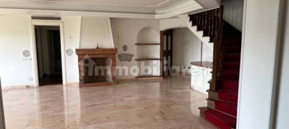 3 bedrooms Penthouse in Rome, Italy No. 128730 5