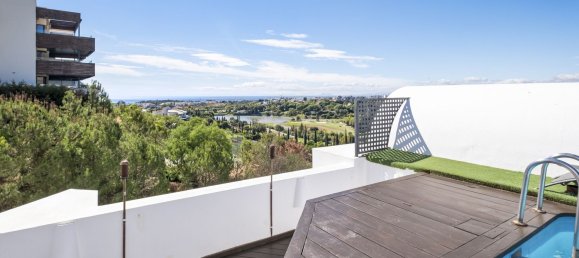 3 bedrooms Penthouse in Malaga, Spain No. 100916 8