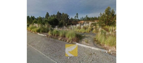 9990m² Land in Vilarinho das Cambas, Portugal No. 36132 3