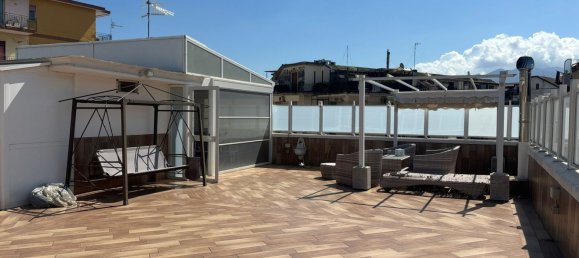 4 Schlafzimmer Penthouse in Casalnuovo di Napoli, Italy, Nr. 359243 33