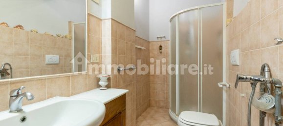 4 غرف نوم شقة في Lucca, Italy رقم 15358 8