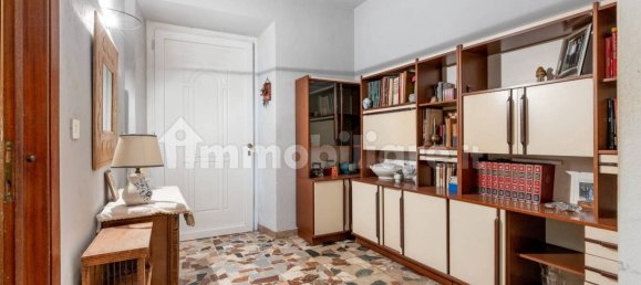 4 غرف نوم شقة في Lucca, Italy رقم 15358 9