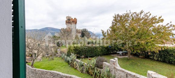 4 غرف نوم شقة في Lucca, Italy رقم 15358 20