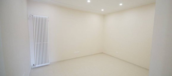 2 Schlafzimmer Wohnung in Turin, Italy, Nr. 264404 22