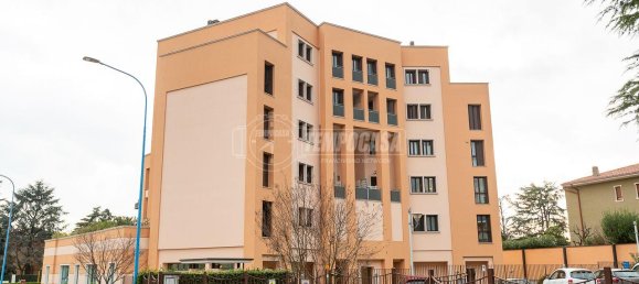 3 rooms Apartment in Brescia, Italy No. 235425 32