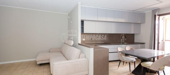 3 rooms Apartment in Brescia, Italy No. 235425 8