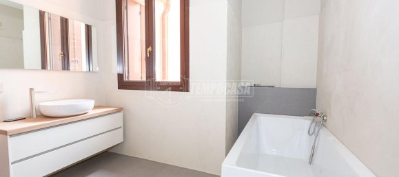3 rooms Apartment in Brescia, Italy No. 235425 27