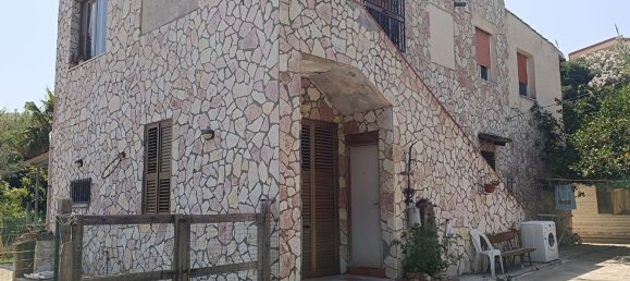 8 rooms House in Balestrate, Italy No. 265762 6
