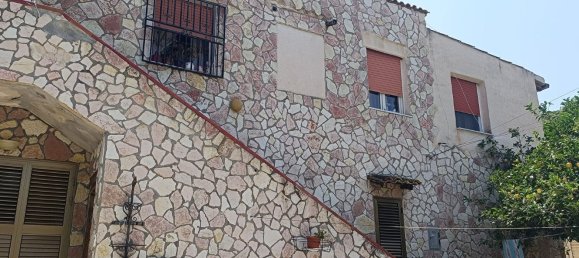8 rooms House in Balestrate, Italy No. 265762 4