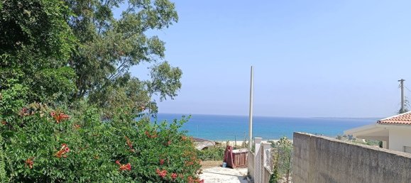 8 rooms House in Balestrate, Italy No. 265762 2