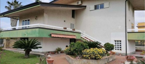 11غرفة فيلا في Castel Volturno, Italy رقم 251142 2