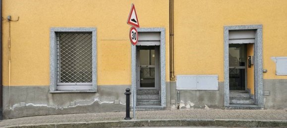 Коммерческая недвижимость 110м² в Ераго кон Ораго, Италия № 237067 3