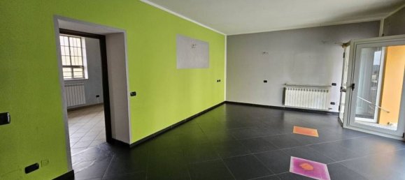 Коммерческая недвижимость 110м² в Ераго кон Ораго, Италия № 237067 6