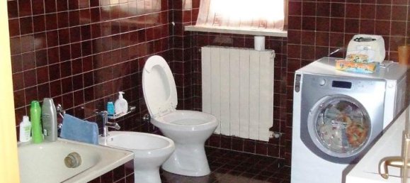 7-Zimmer Haus in Matelica, Italy, Nr. 174095 12