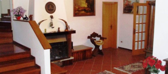 7-Zimmer Haus in Matelica, Italy, Nr. 174095 21