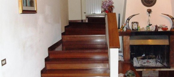 7-Zimmer Haus in Matelica, Italy, Nr. 174095 17