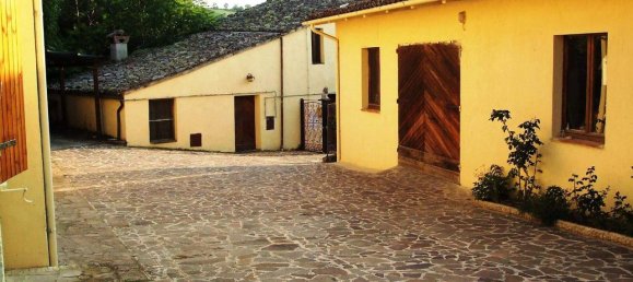 7-Zimmer Haus in Matelica, Italy, Nr. 174095 10