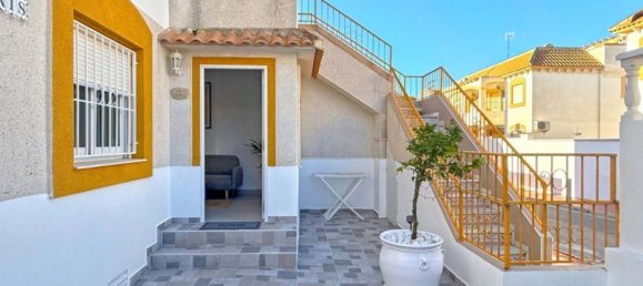 3 bedrooms Bungalow in Torrevieja, Spain No. 285883 3