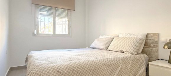 3 bedrooms Bungalow in Torrevieja, Spain No. 285883 7