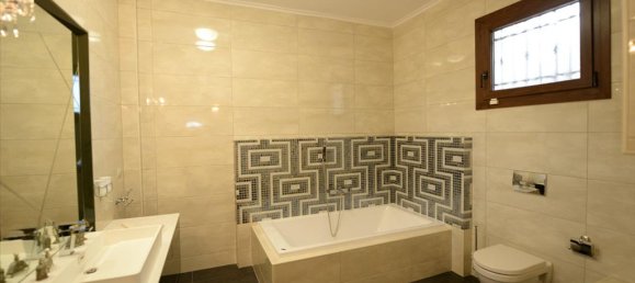 5 bedrooms Villa in Pieria, Greece No. 6996 7