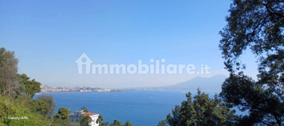 1غرفة عقار تجاري في Naples, Italy رقم 117005 8