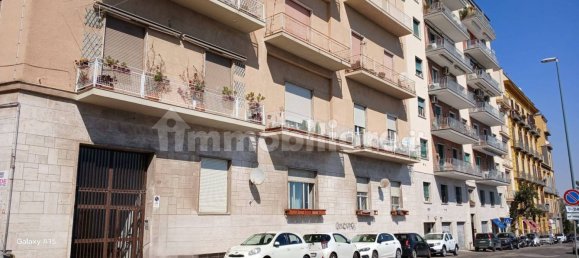 1غرفة عقار تجاري في Naples, Italy رقم 117005 9