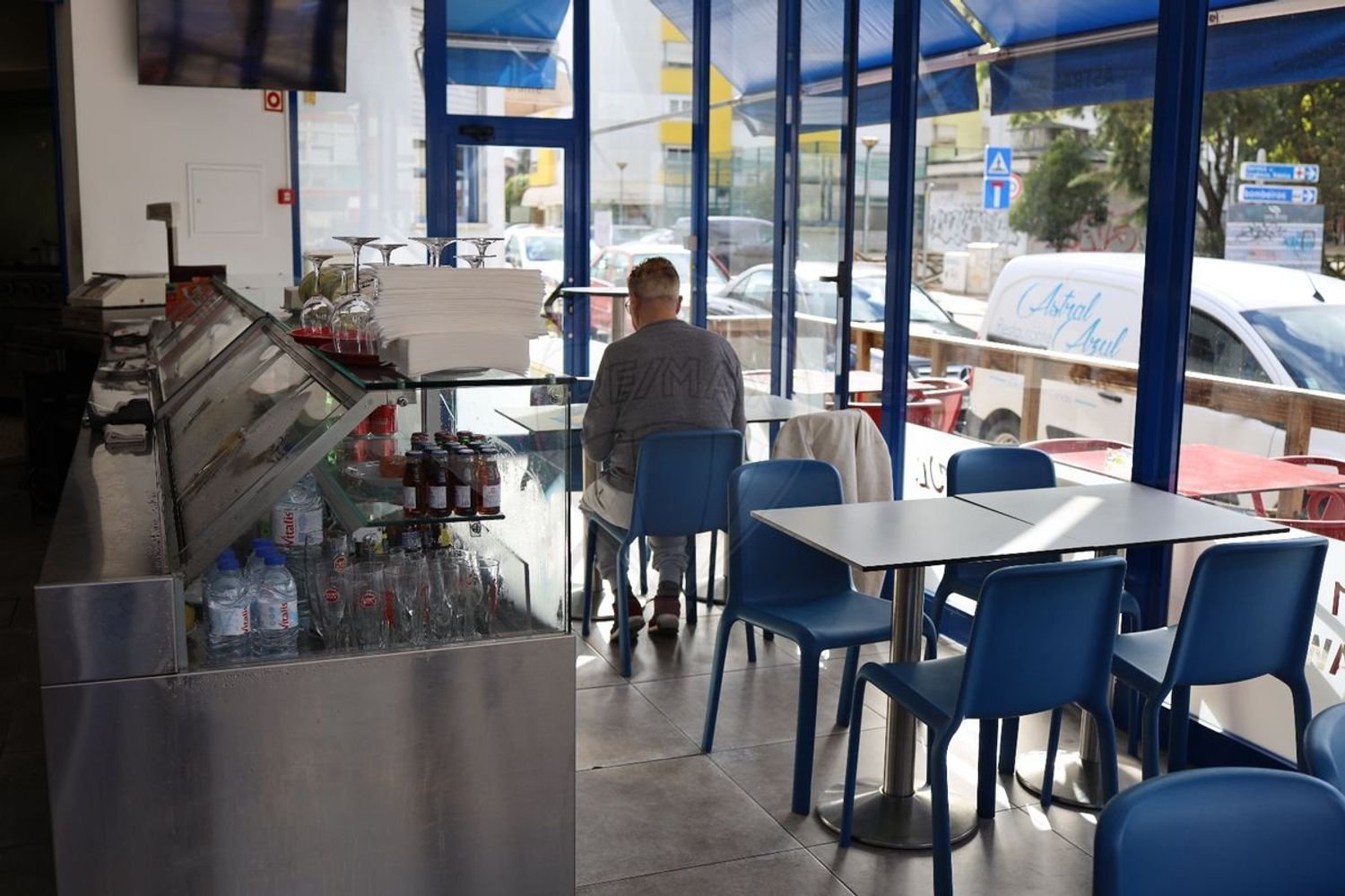 131m² Commercial property in Sintra, Portugal No. 80201